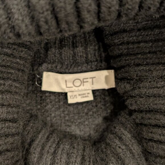 Loft Cable Turtleneck Poncho - Women's sz XS - Picture 4 of 7